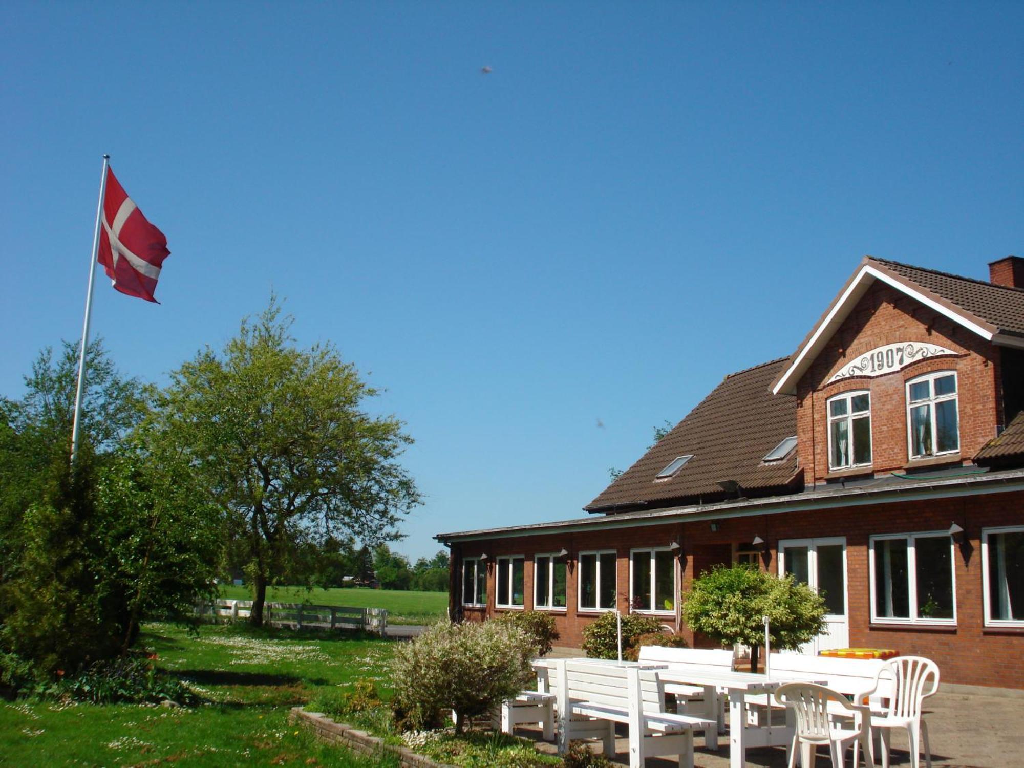 Mikkelborg Kro Rødding Esterno foto